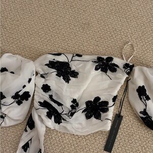 House of Harlow 1960 Black Floral on White Blouse